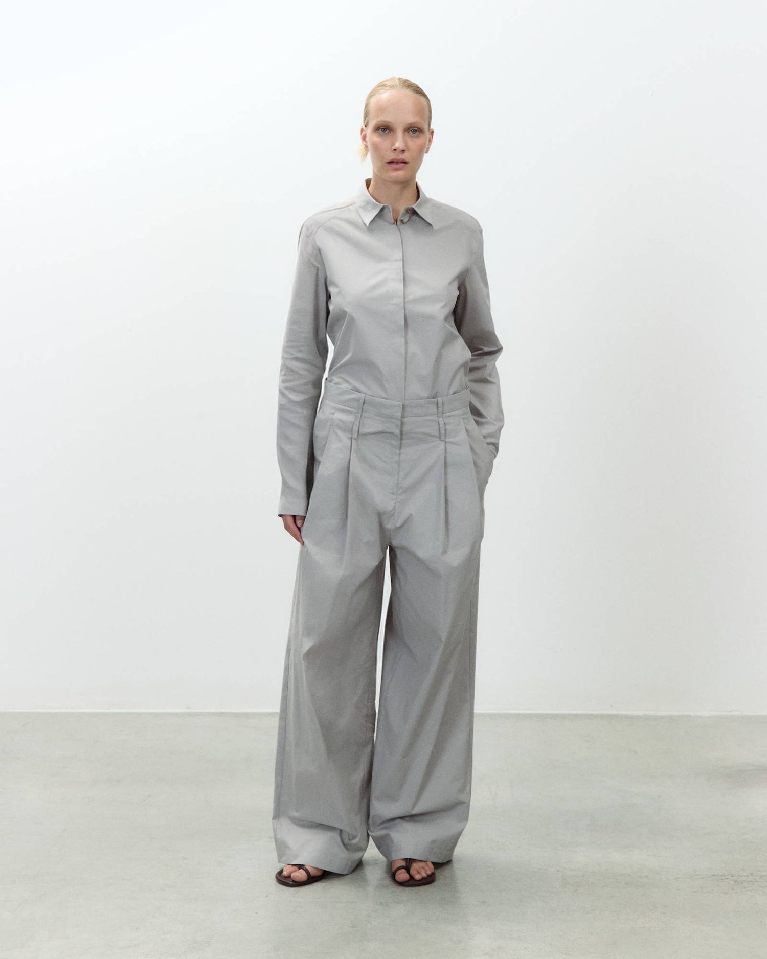 PANTALONE PINCES IN POPELINE