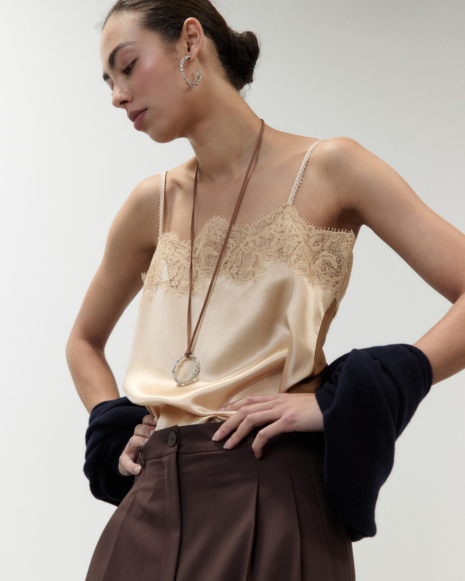 TOP LINGERIE IN SATIN E PIZZO