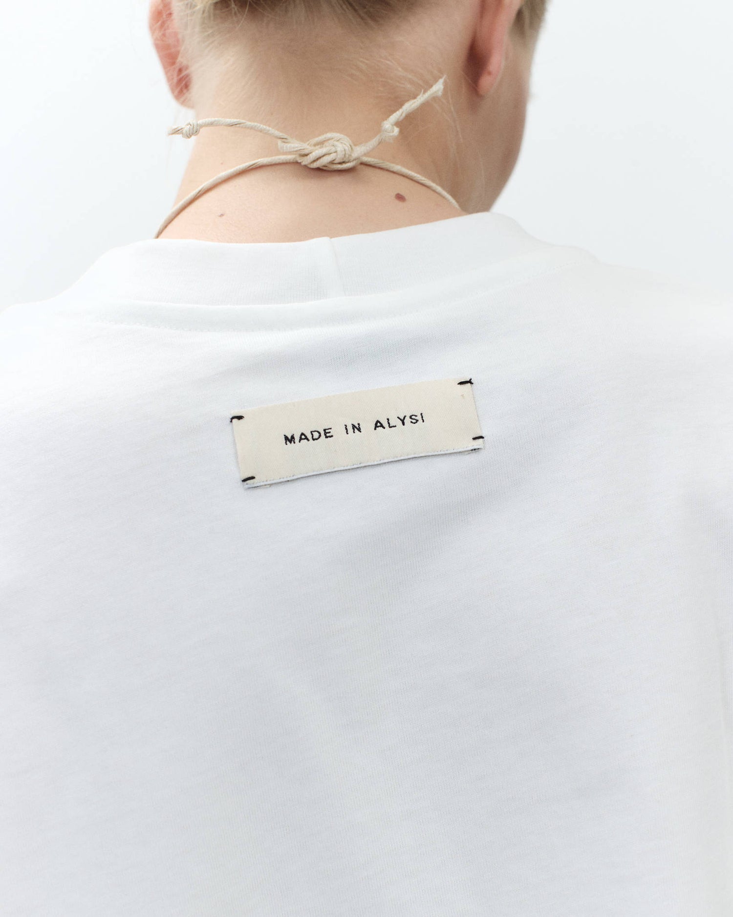 T-SHIRT BOXY RICAMO